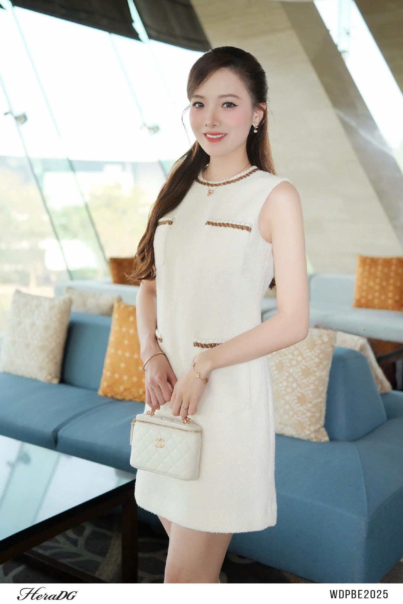 Đầm tweed dáng A