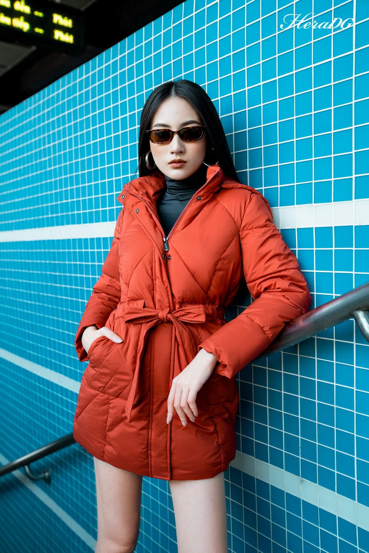 Áo phao nữ dáng lỡ thắt dây đai
