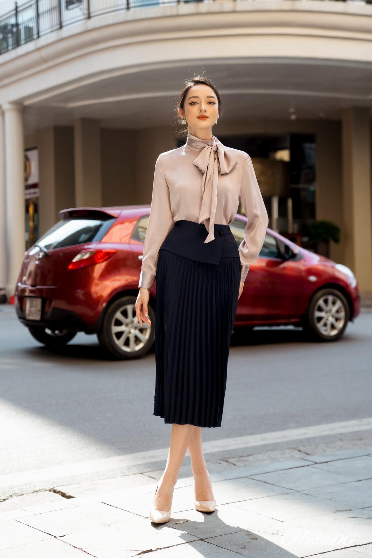 Chân váy xoè dập ly