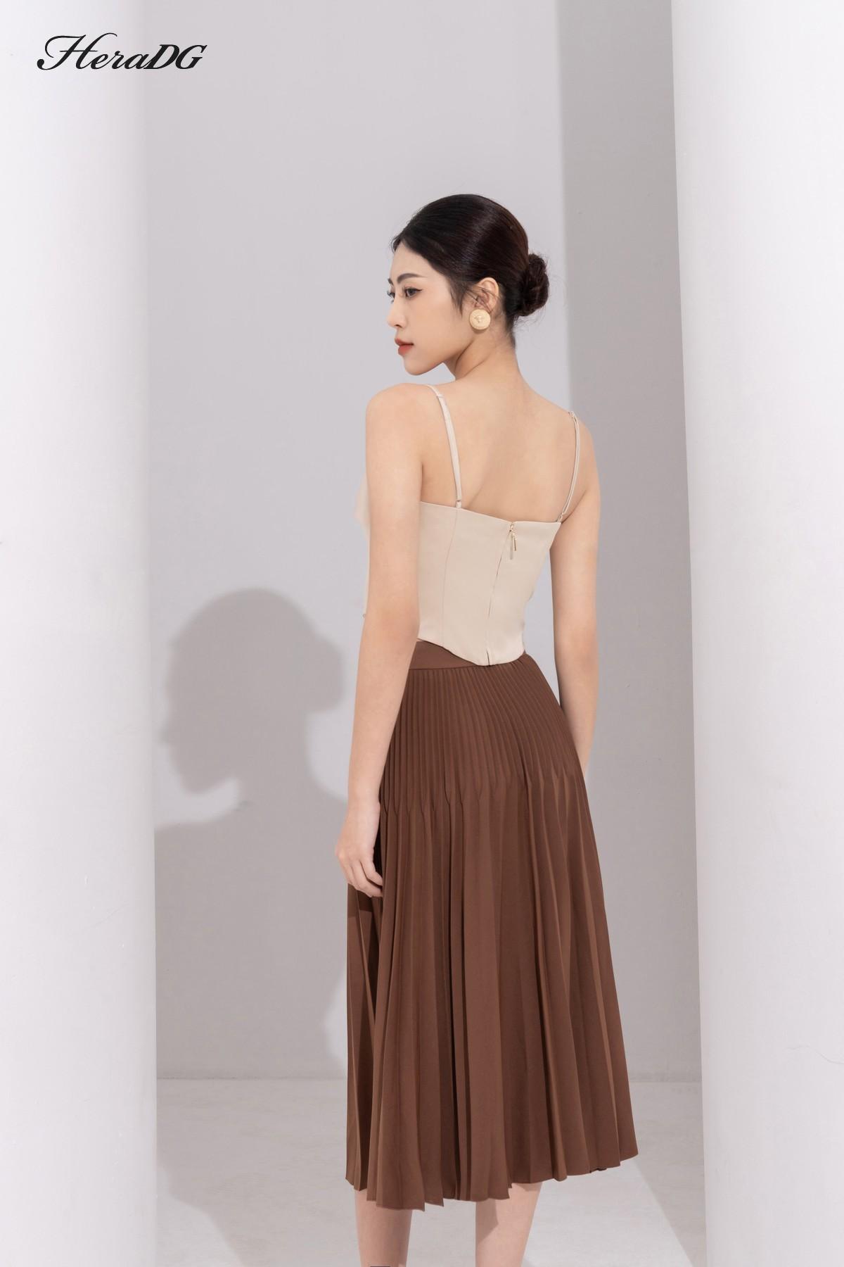 Chân váy xoè dập ly