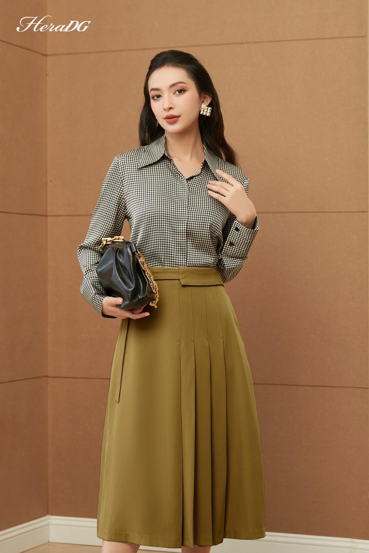 Chân váy xoè xếp ly