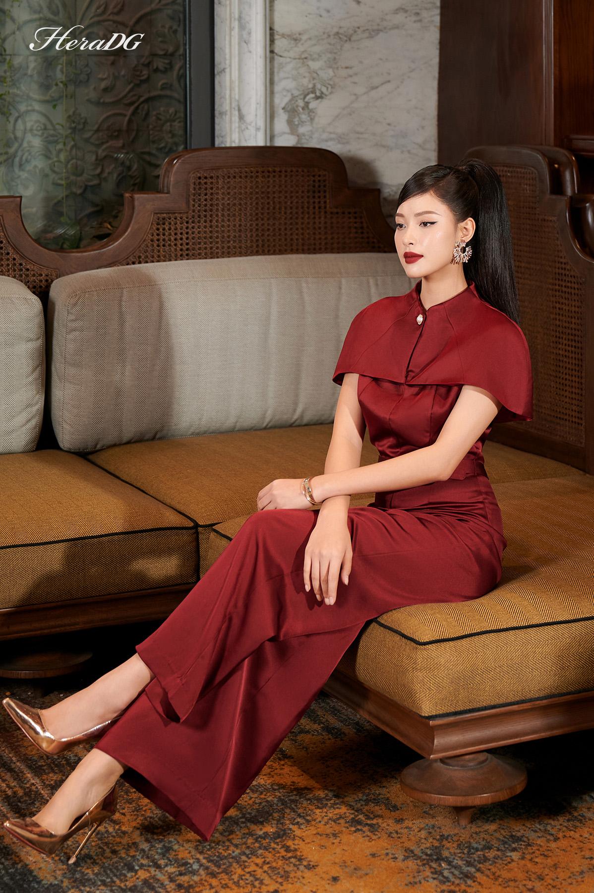 Jumsuit phủ vai