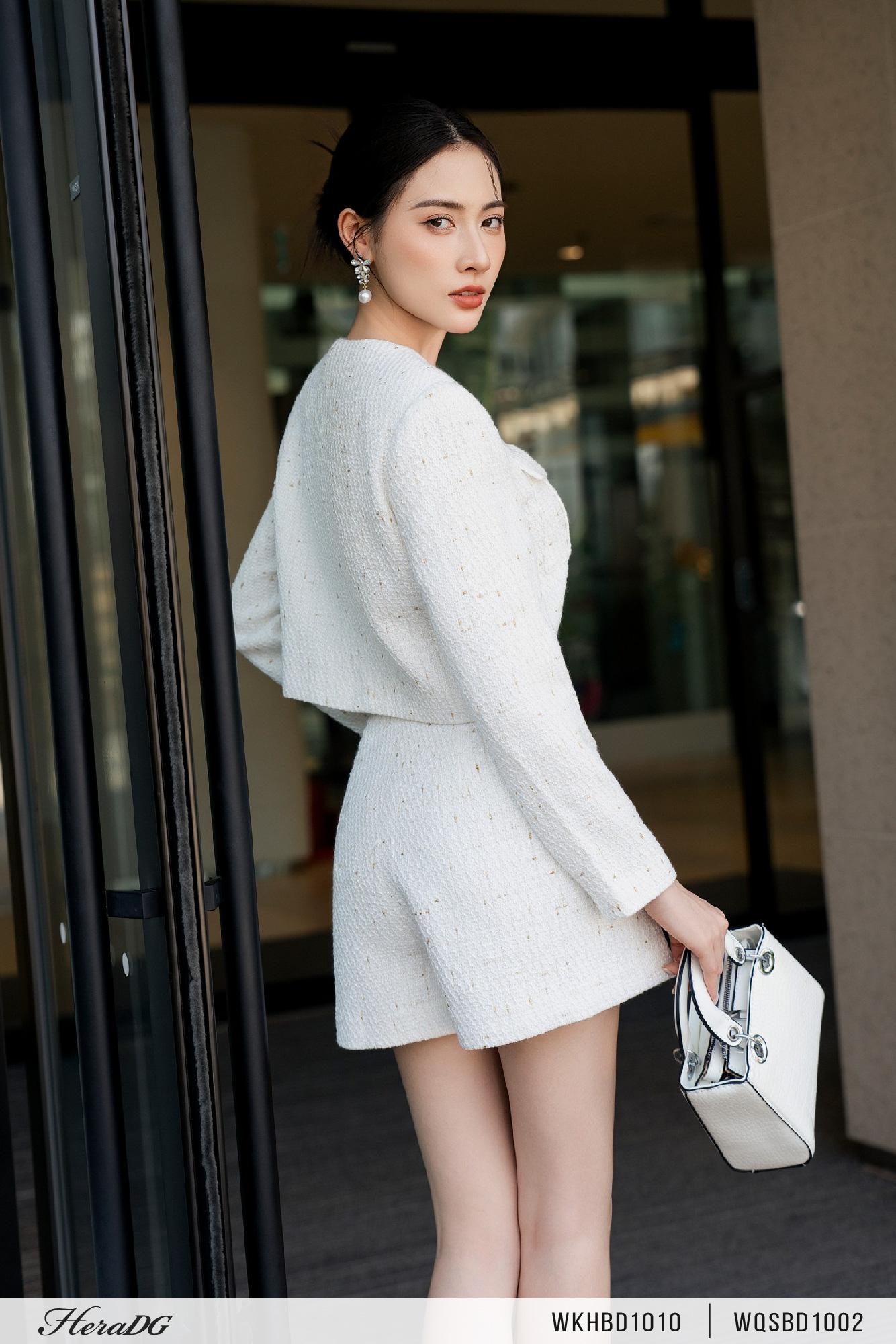 Áo khoác dạ, cổ tròn
