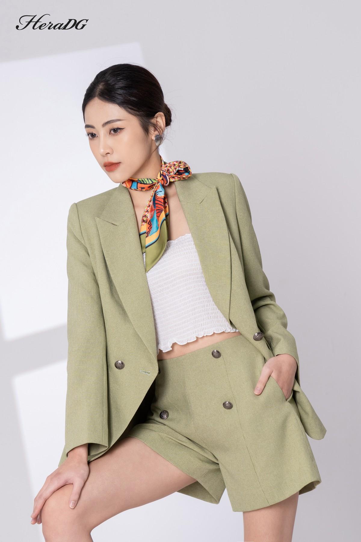 Quần short khoá sườn