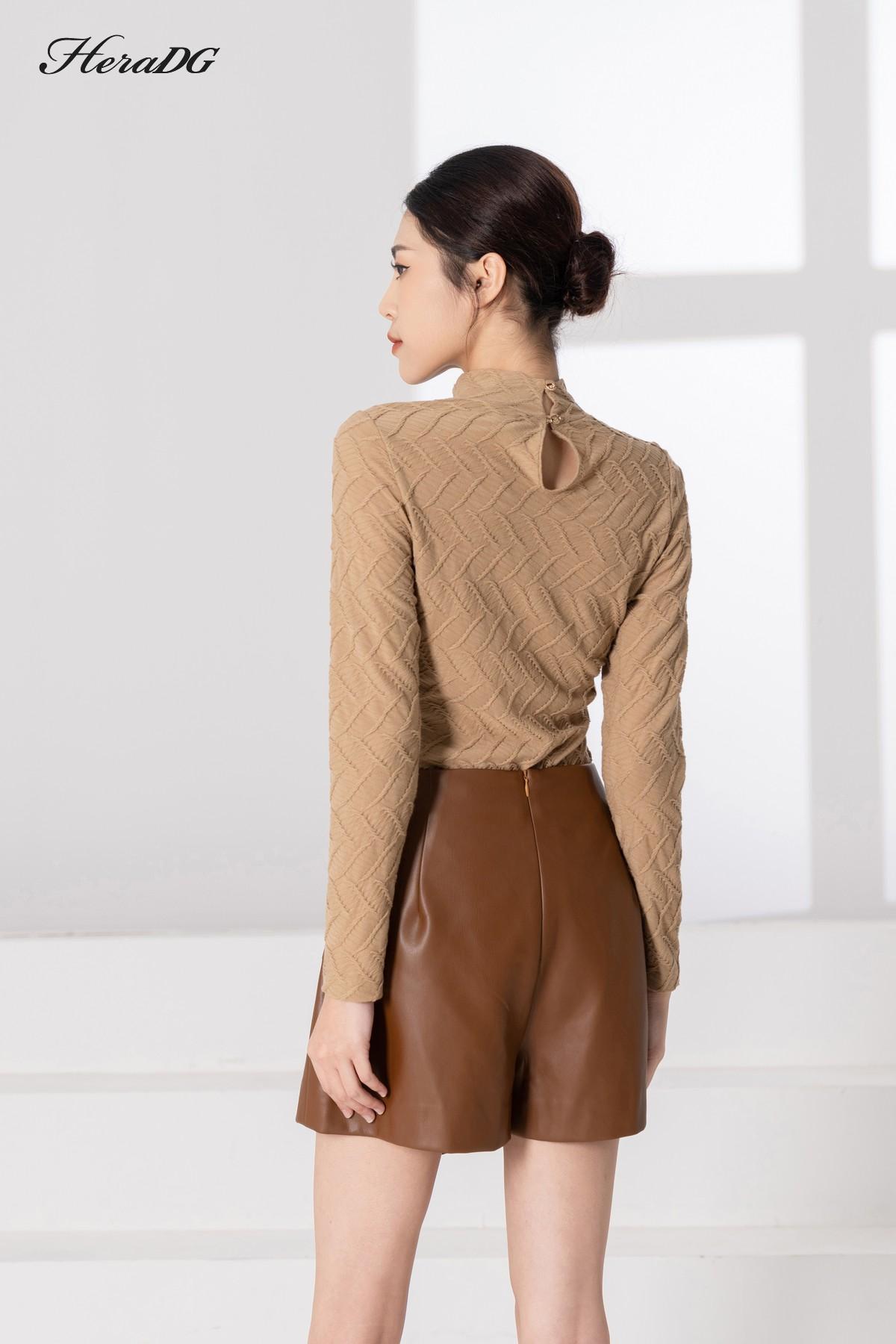 Quần short giả váy vạt lệch