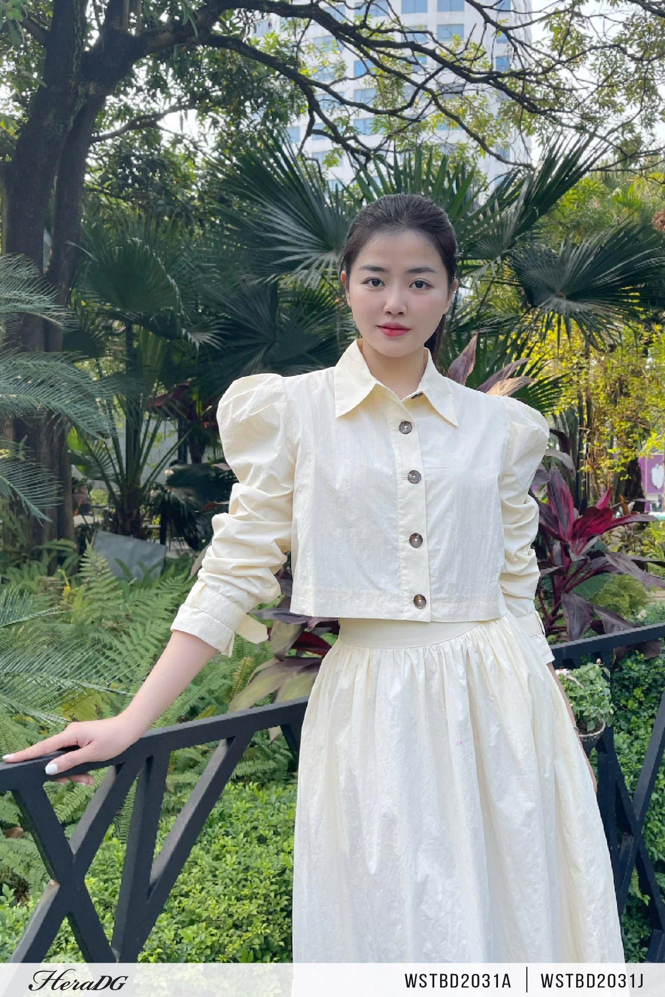Áo gió cổ đức tay bồng