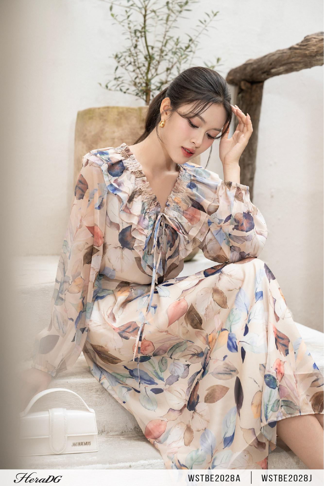 Chân váy xoè xếp ly