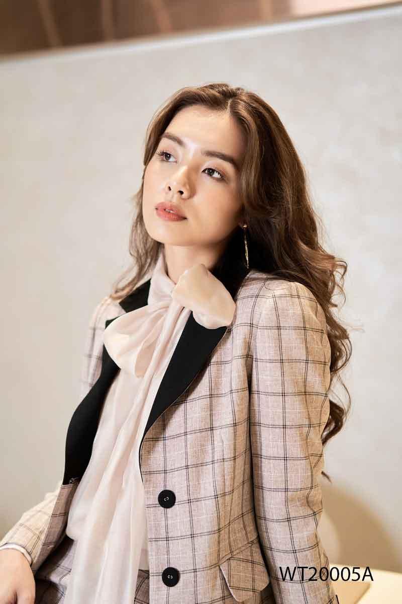 Áo vest phối cổ