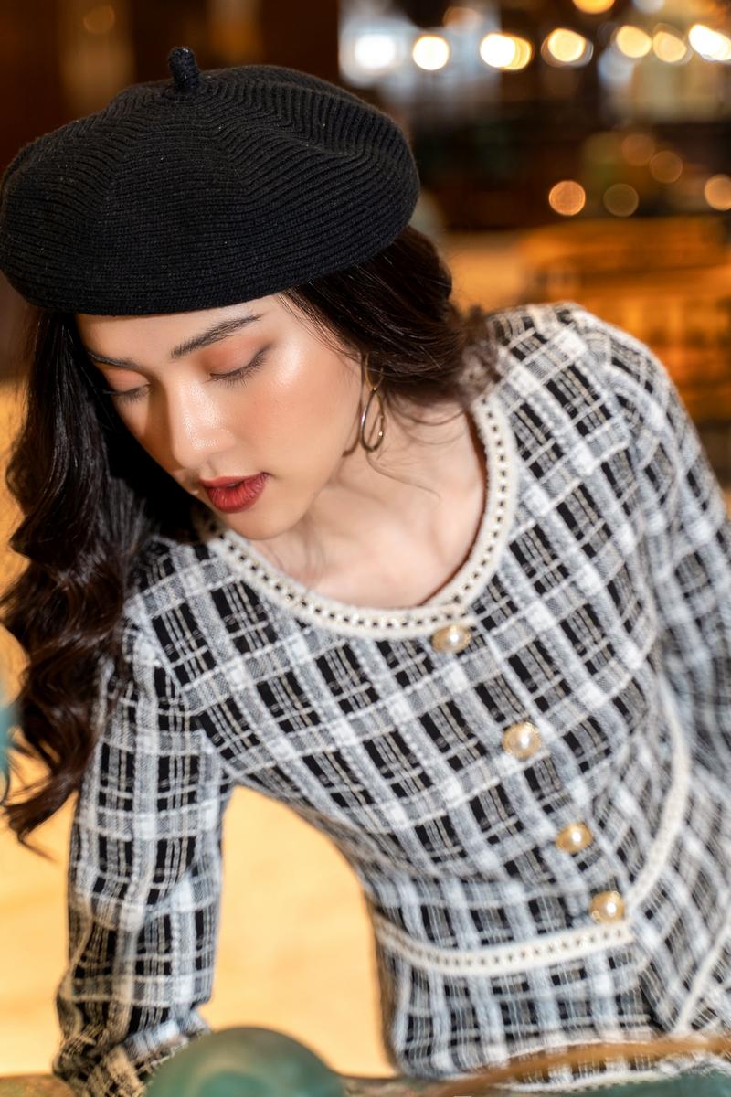 Áo khoác lửng cổ tròn