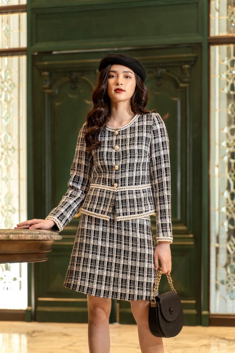 Áo khoác lửng cổ tròn