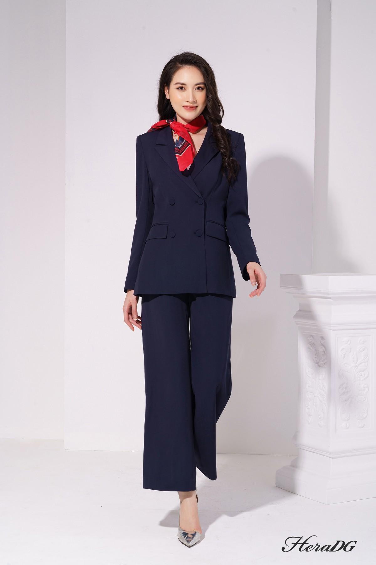 Áo blazer cổ ve vếch