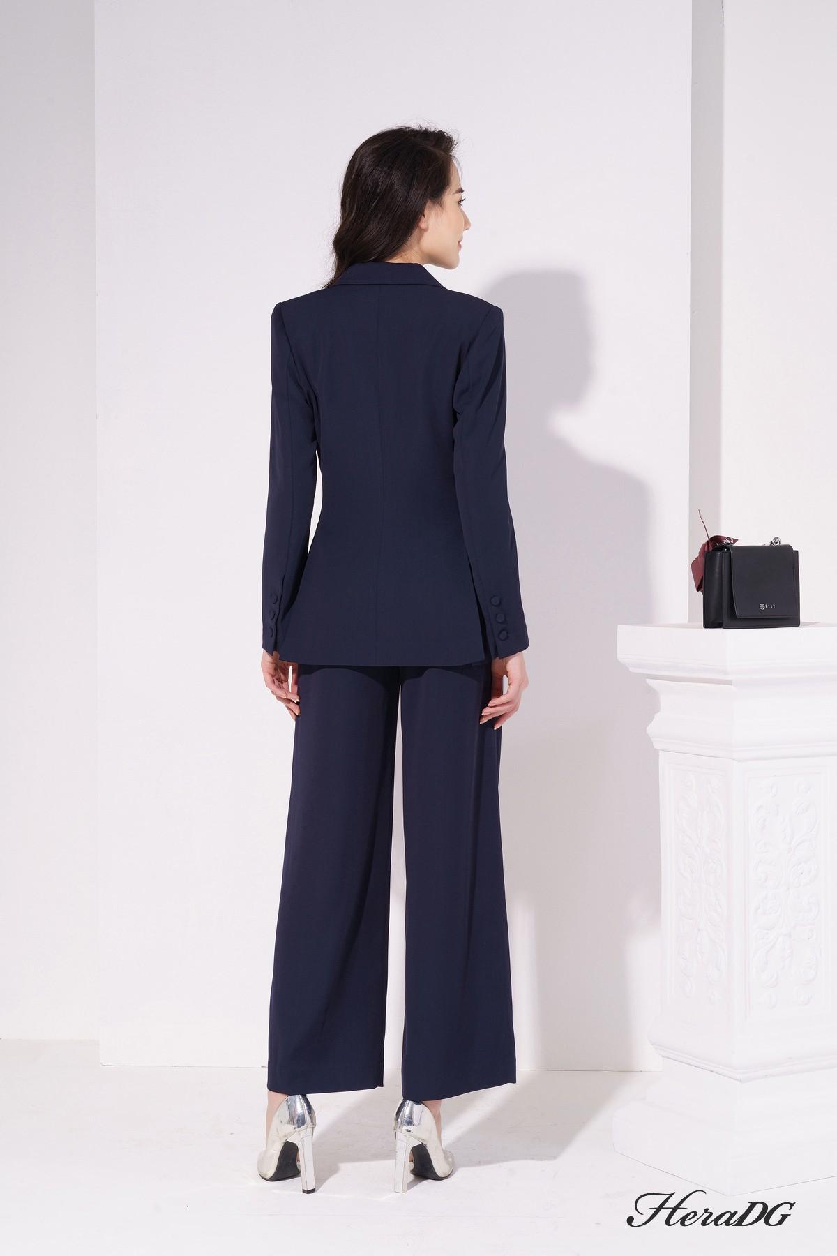Áo blazer cổ ve vếch