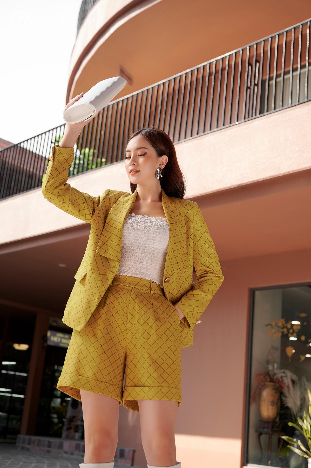 Áo blazer cổ sam