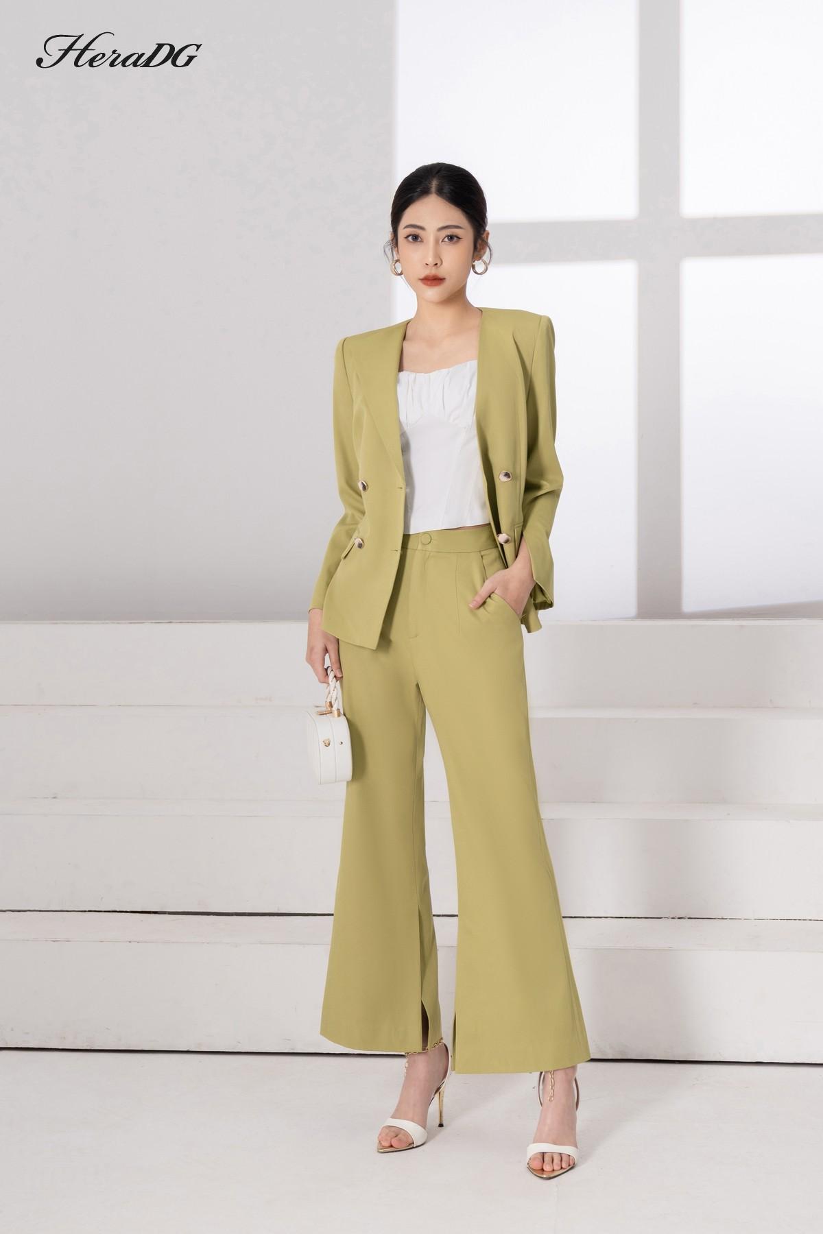 Quần ống vẩy xẻ trong