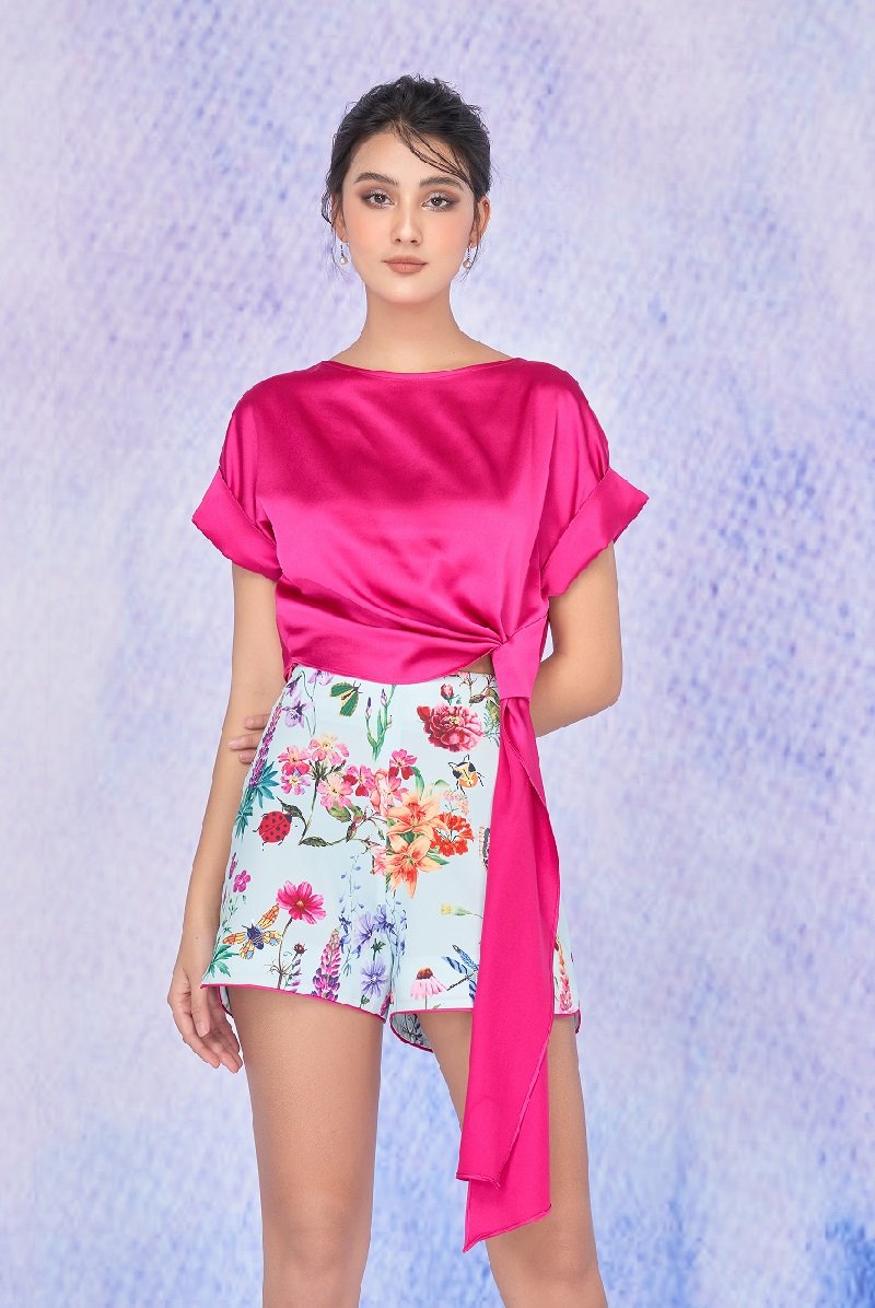 Áo kiểu tà lệch