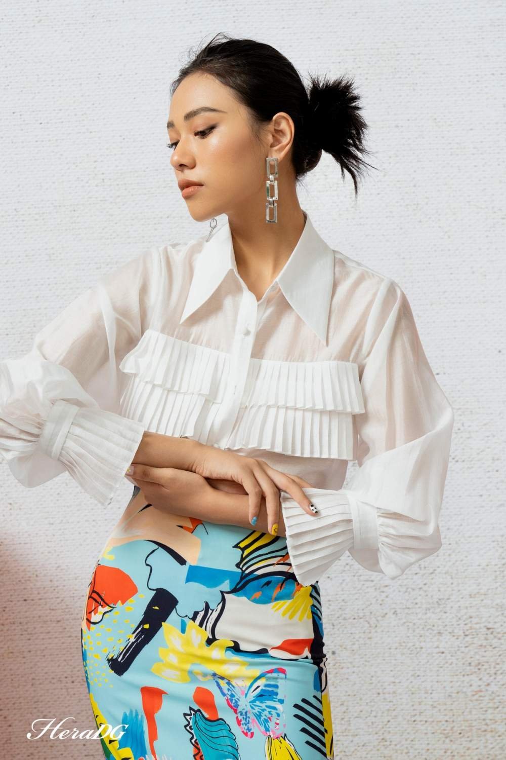 Áo kiểu xếp ly