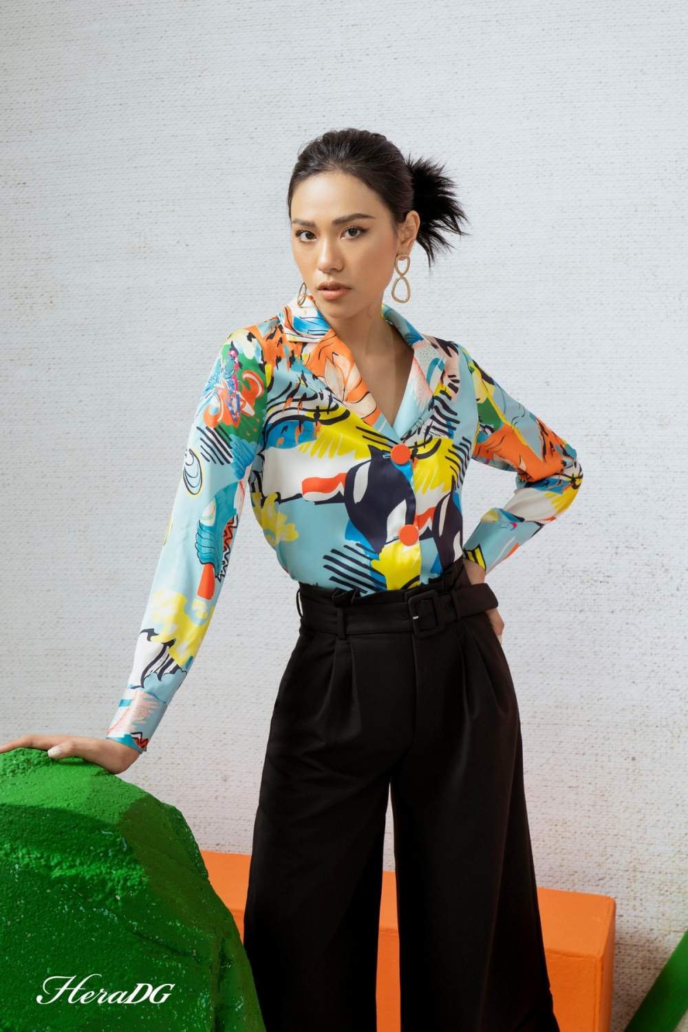 Áo kiểu cổ 2 ve dài tay