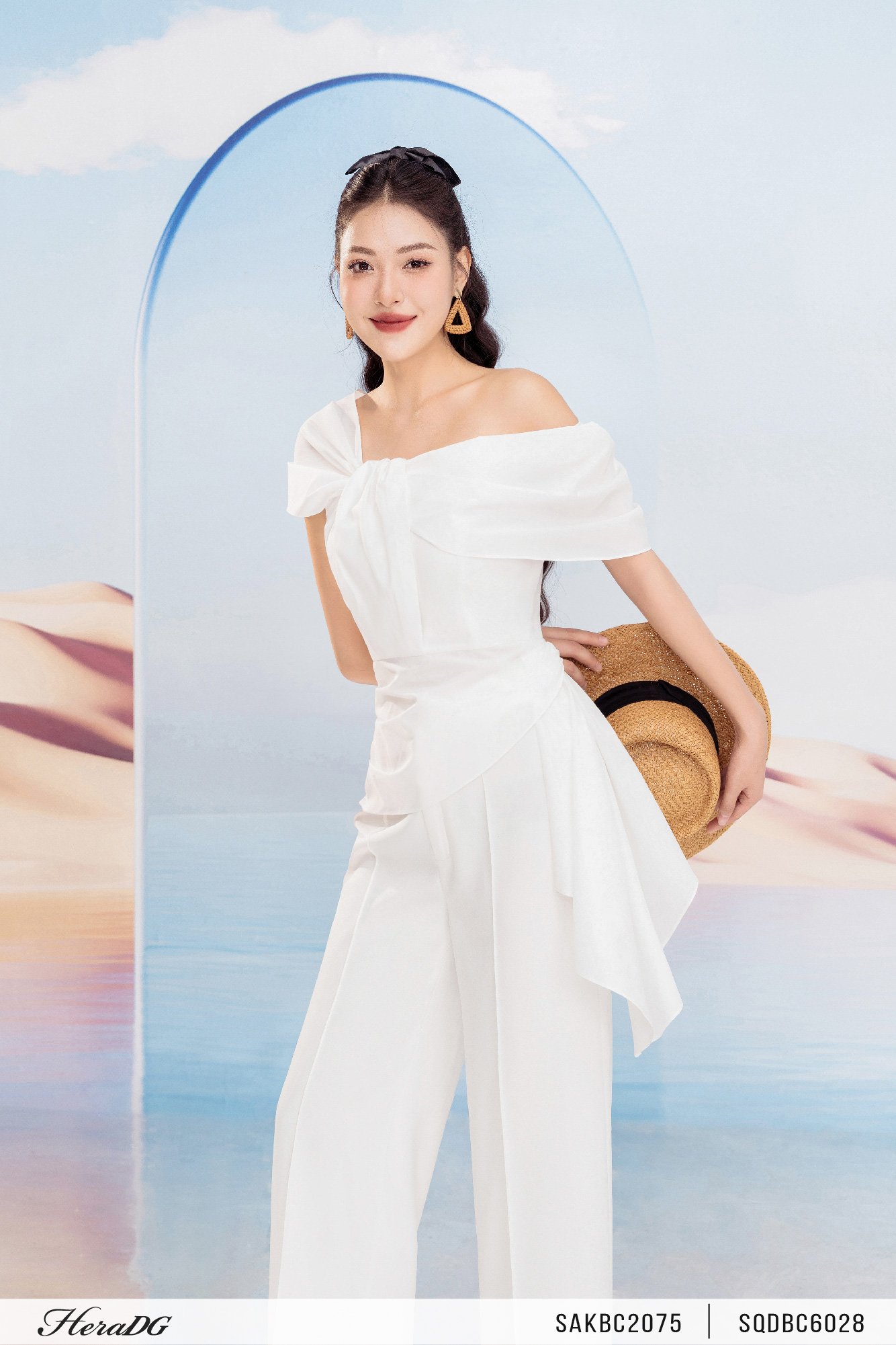 Áo kiểu vạt lệch