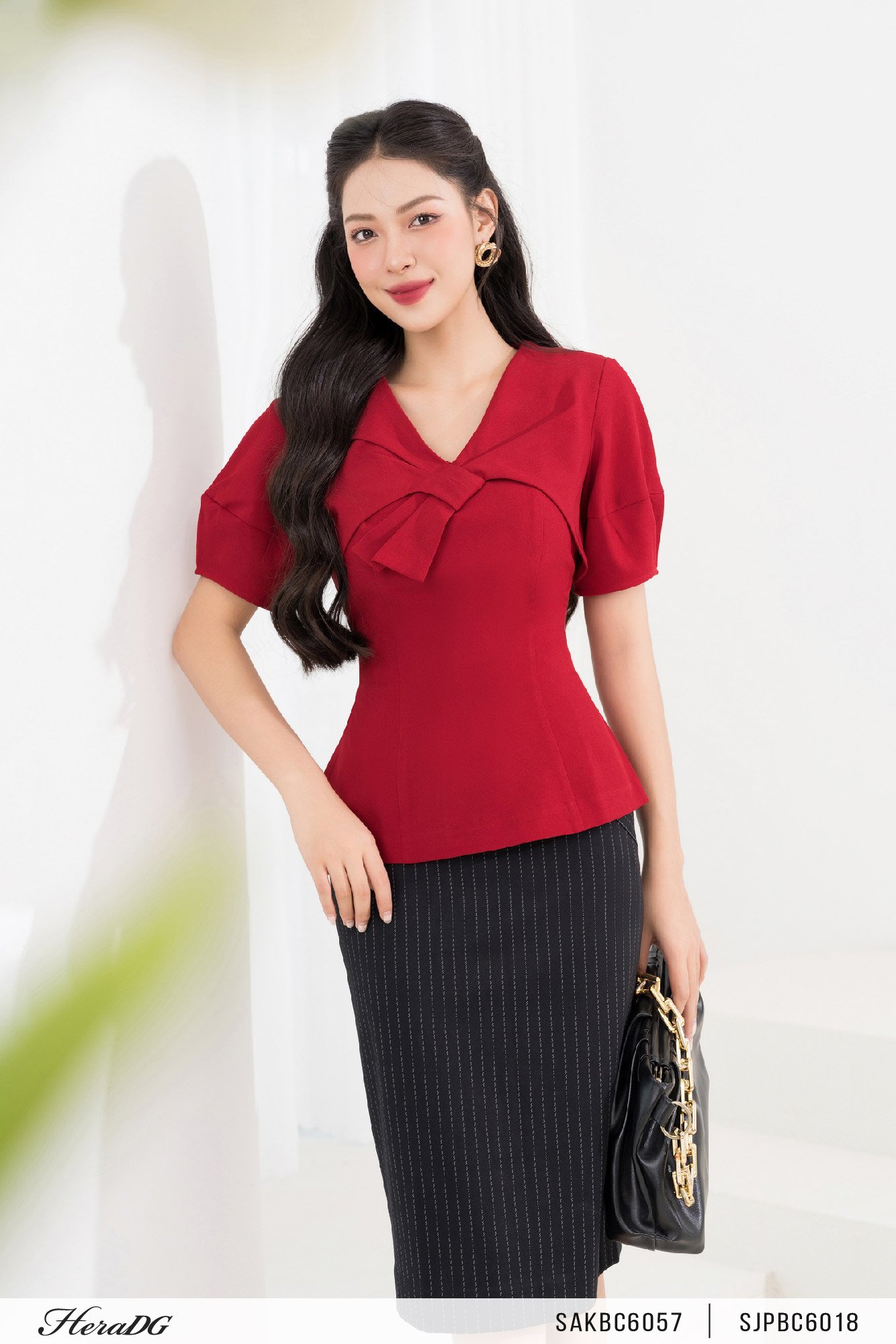 Áo kiểu cộc tay cổ luồn nơ
