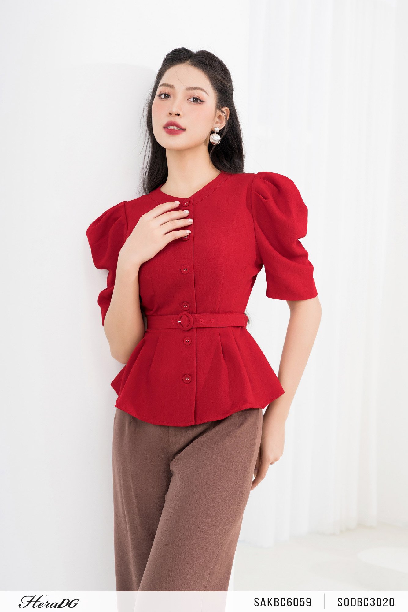 Áo kiểu tay bồng, xếp ly eo