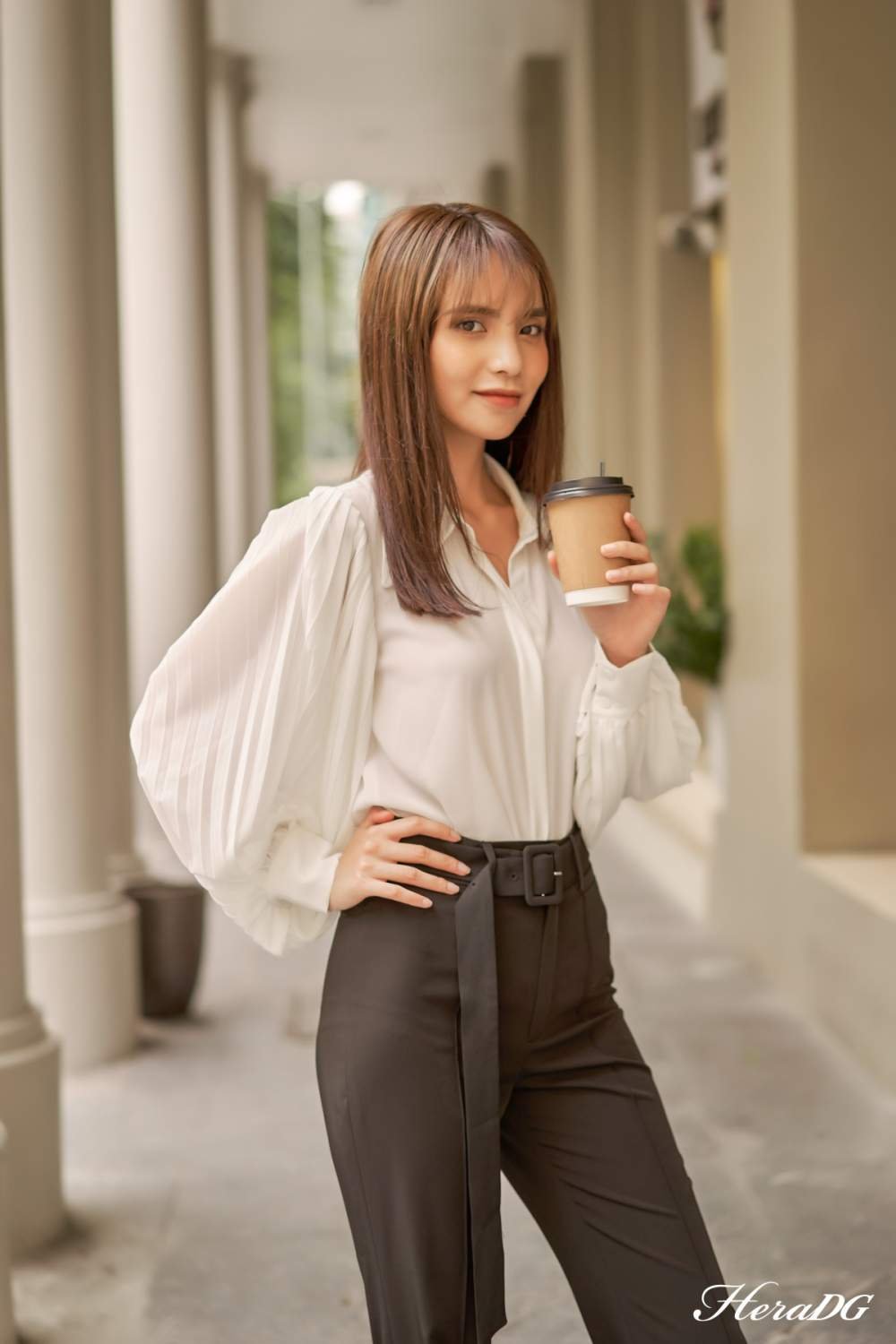 Áo sơ mi tay dài xếp ly