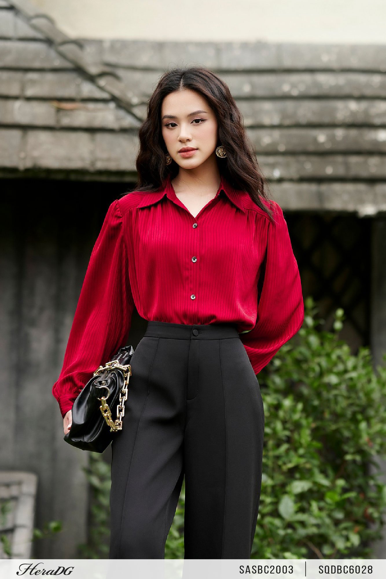 Áo sơ mi cổ đức