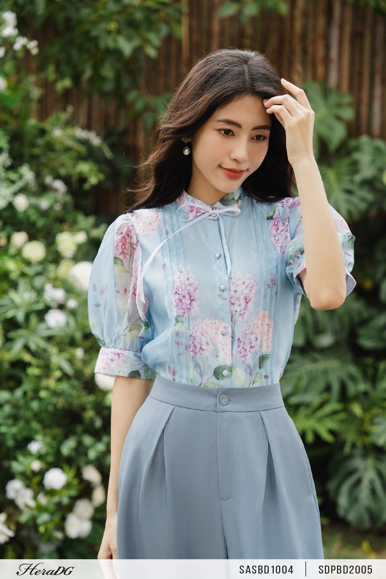 Áo sơ mi cổ én