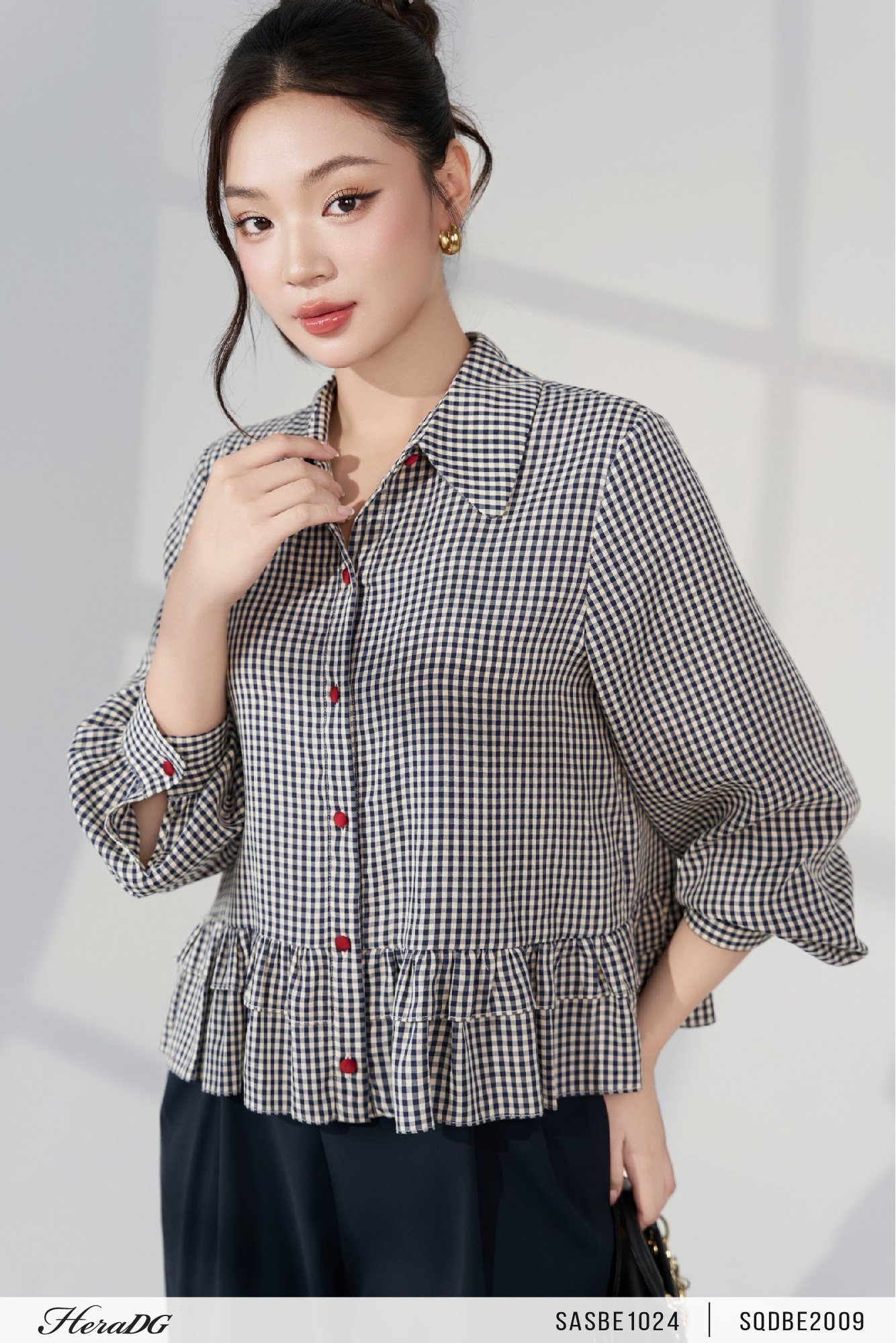 Áo sơ mi kẻ nhún