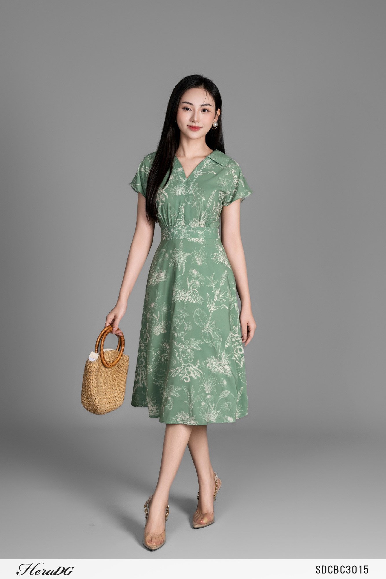 Đầm xoè vai chờm