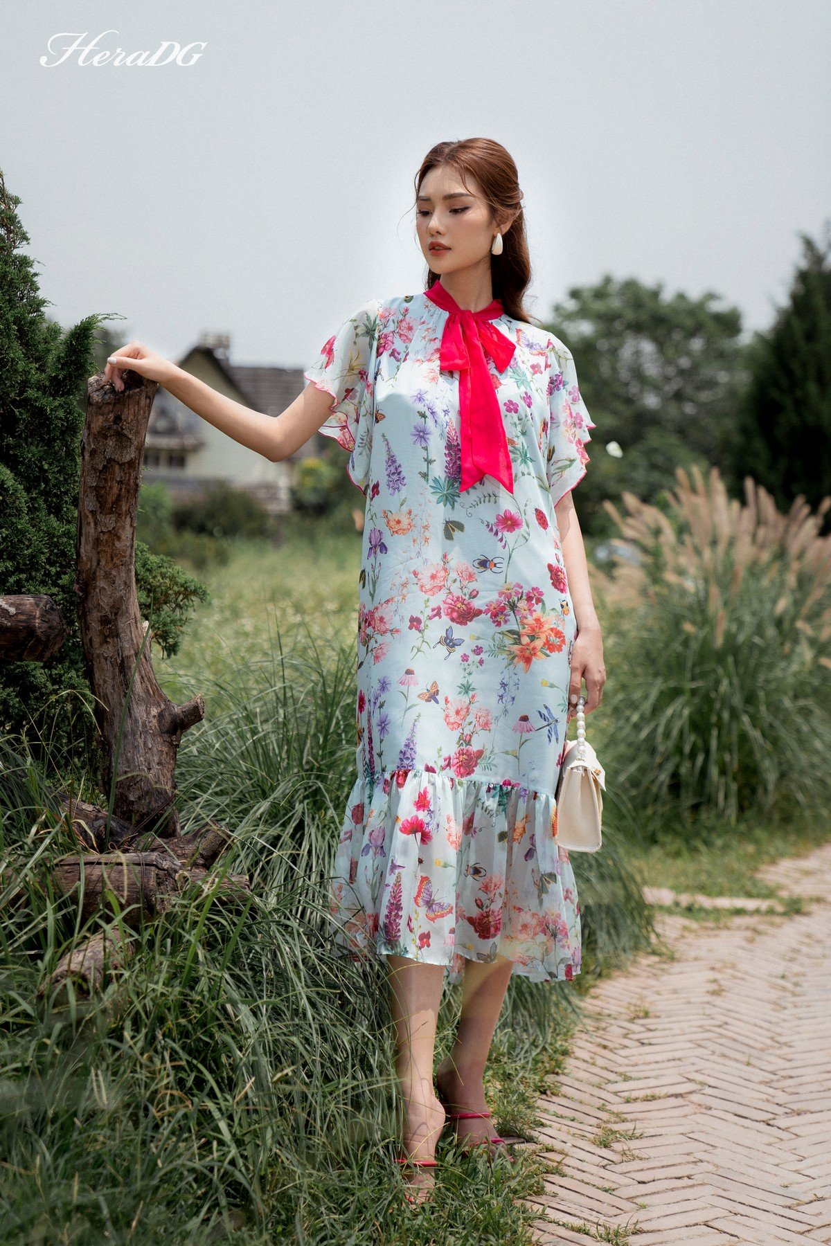 Đầm suông tay cánh tiên