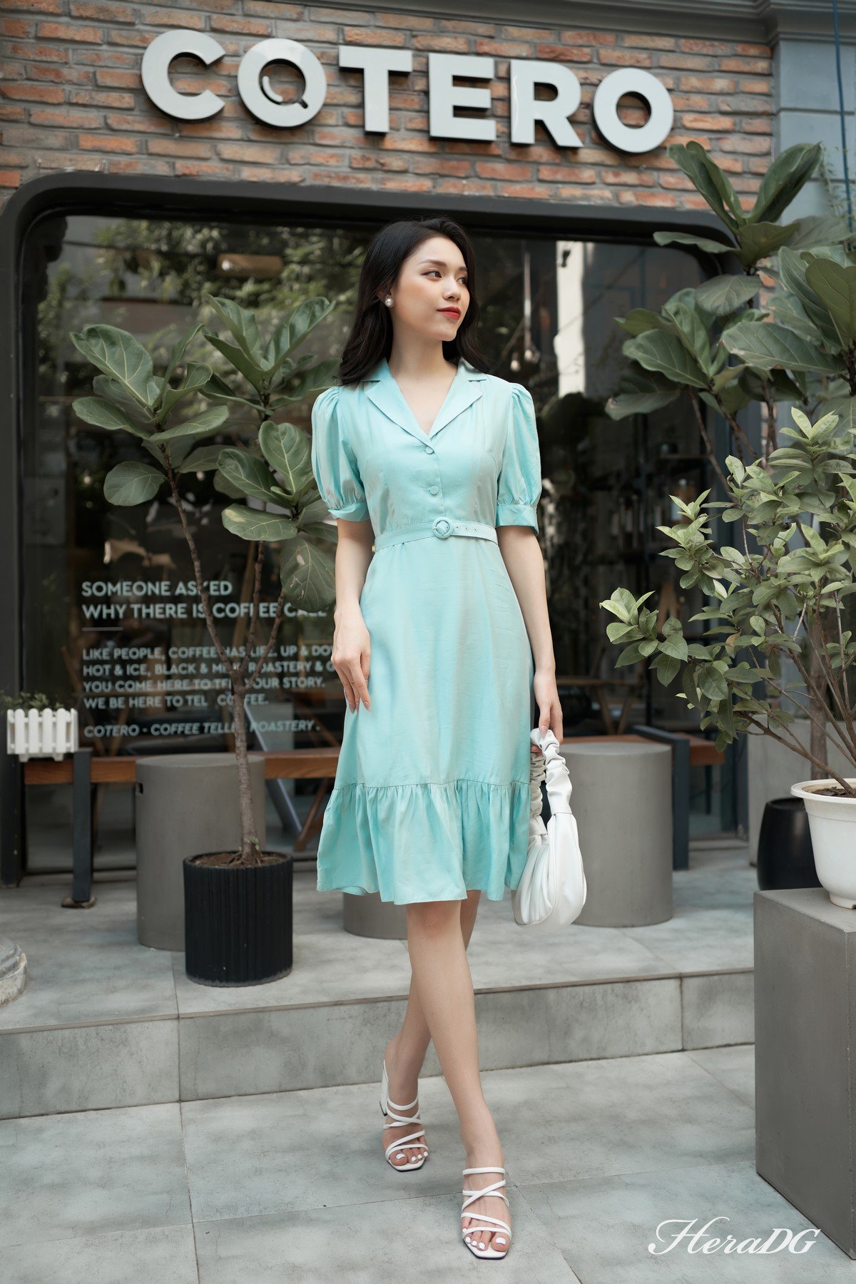 Đầm suông cổ 2 ve