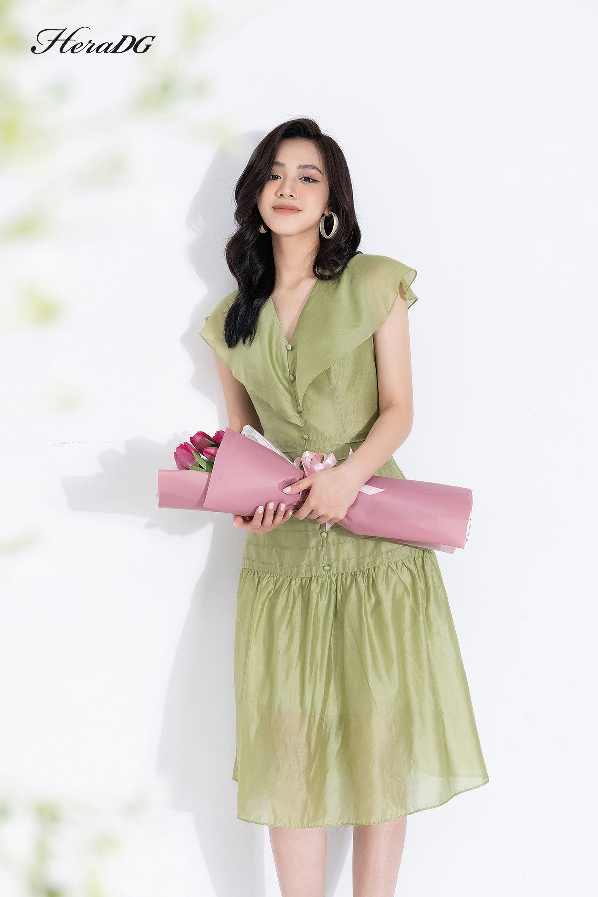 Đầm A bèo vai