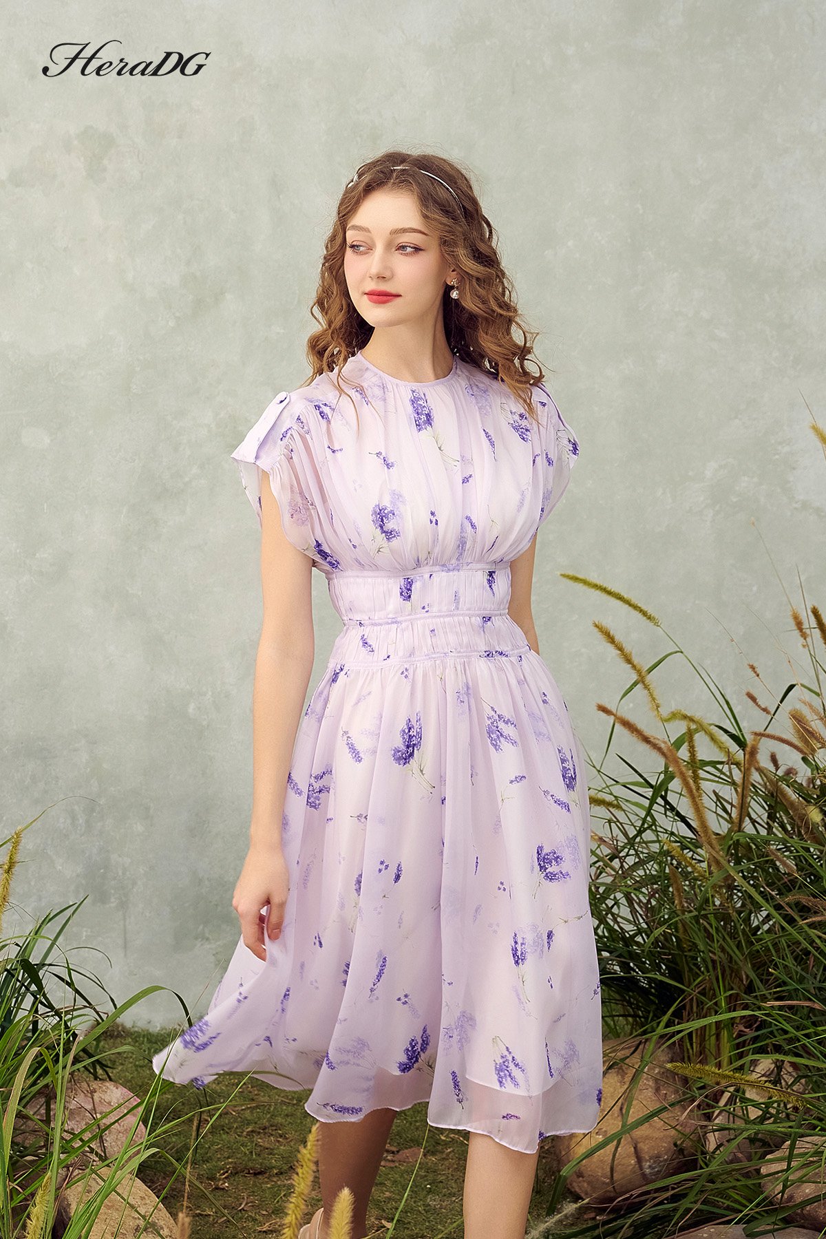 Đầm xoè vai trễ