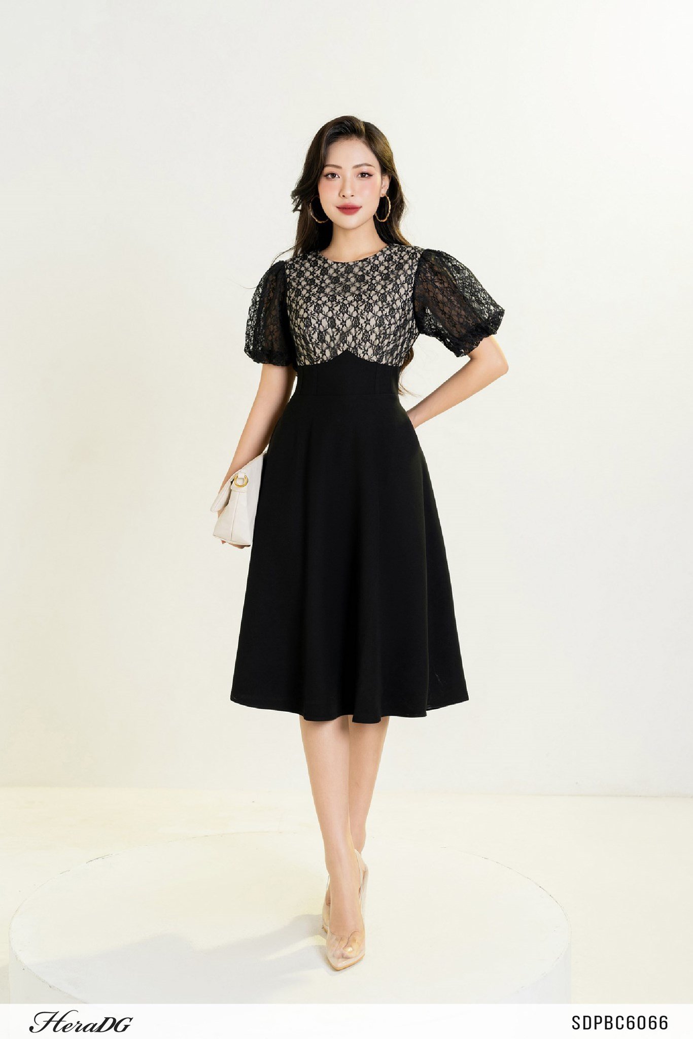 Đầm xoè tay bồng
