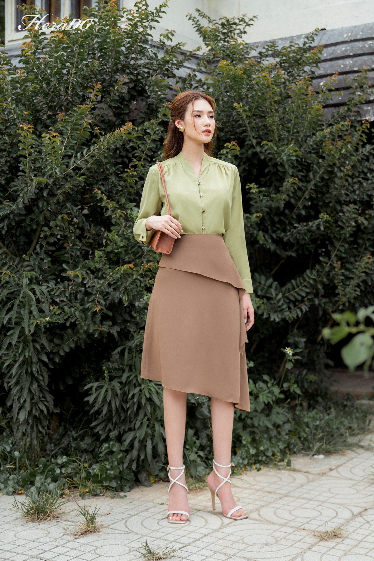 Chân váy A lệch 1 bên