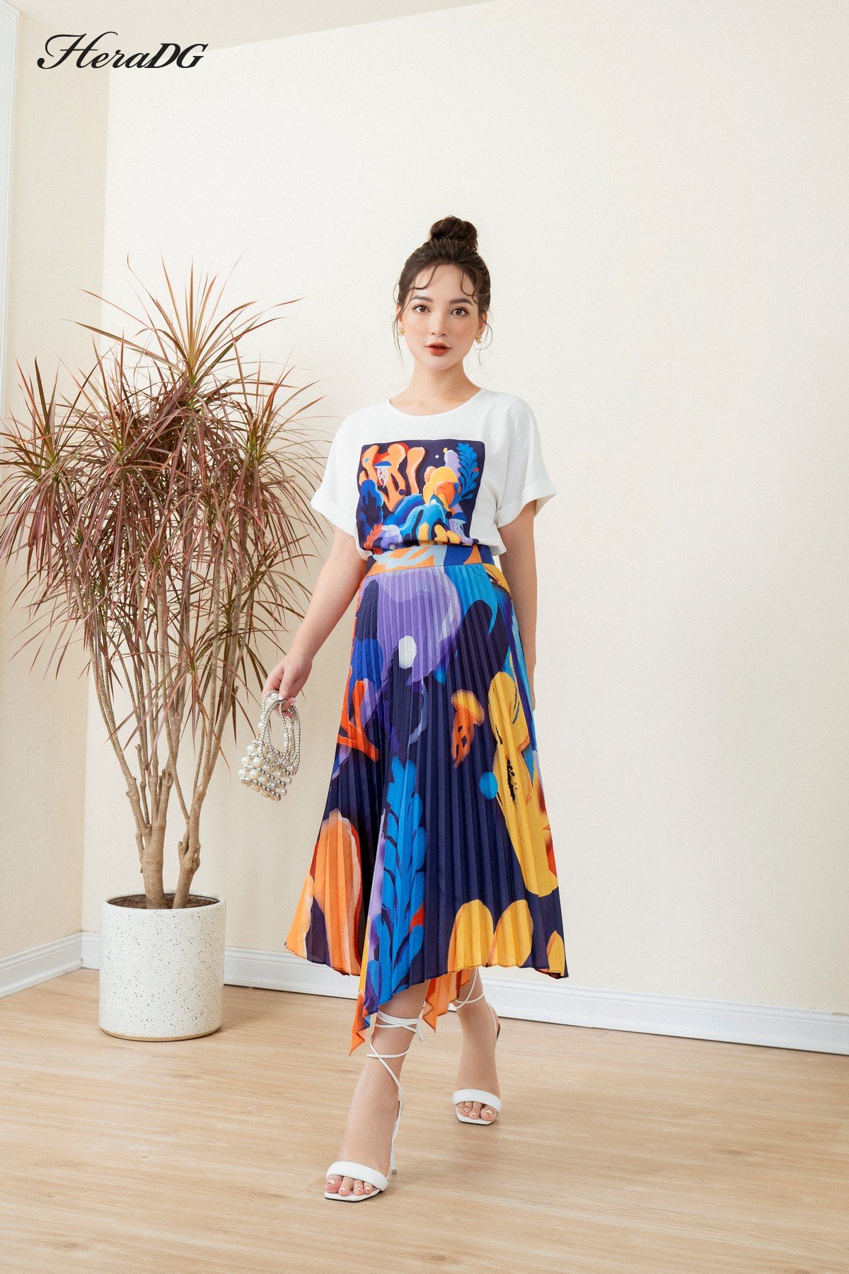 Chân váy xoè dập ly