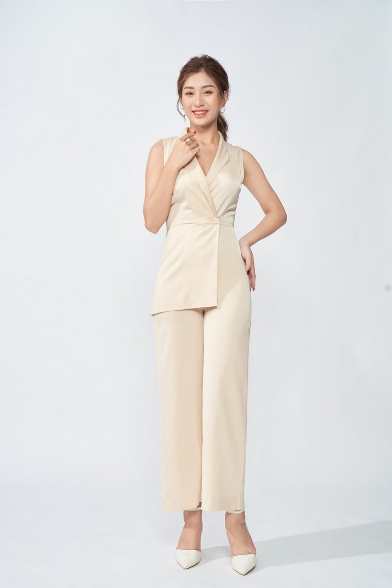 Jumpsuit dài sát nách