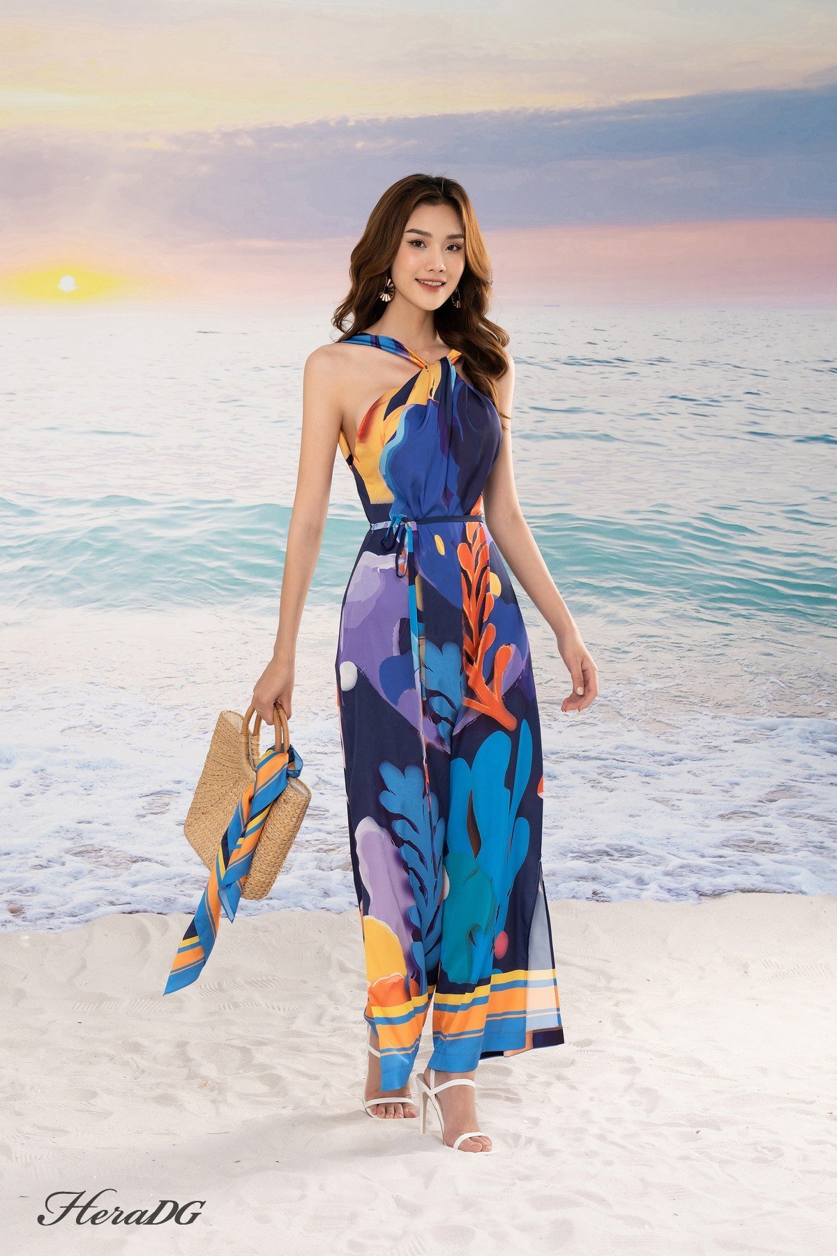 Jumpsuit xoắn cổ