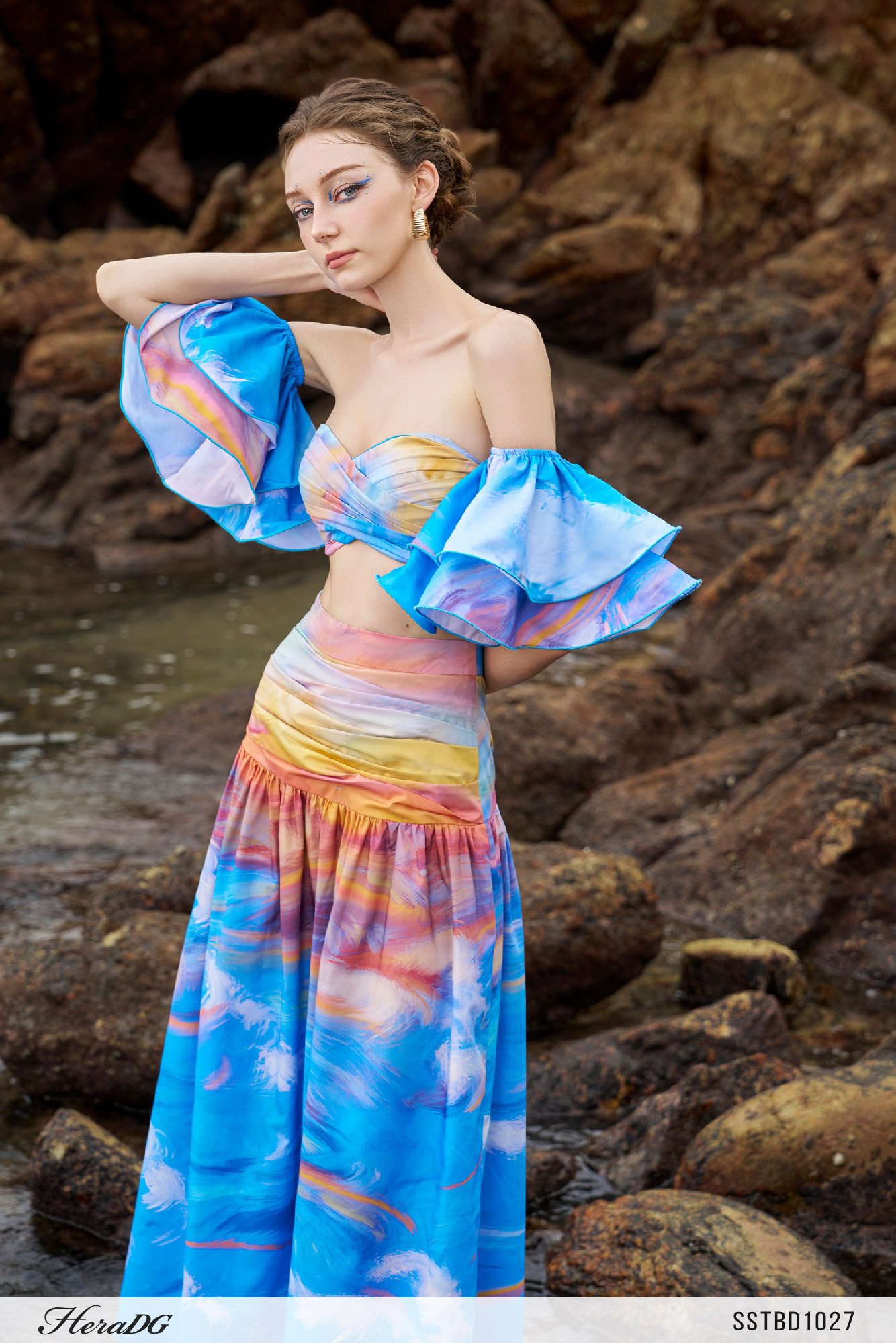 Sét bộ croptop, chân váy xếp ly