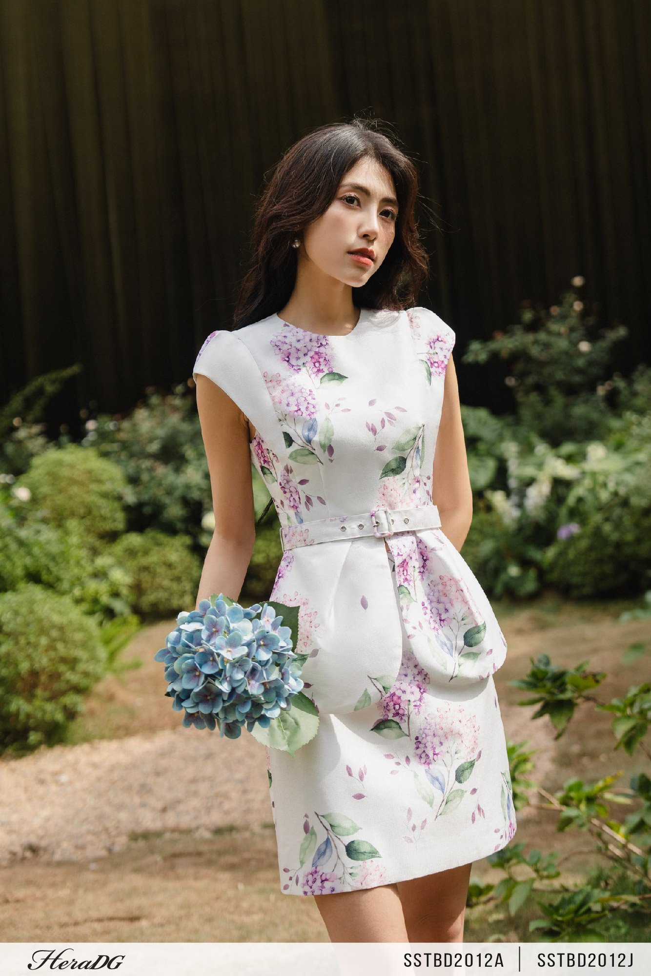 Áo kiểu peplum