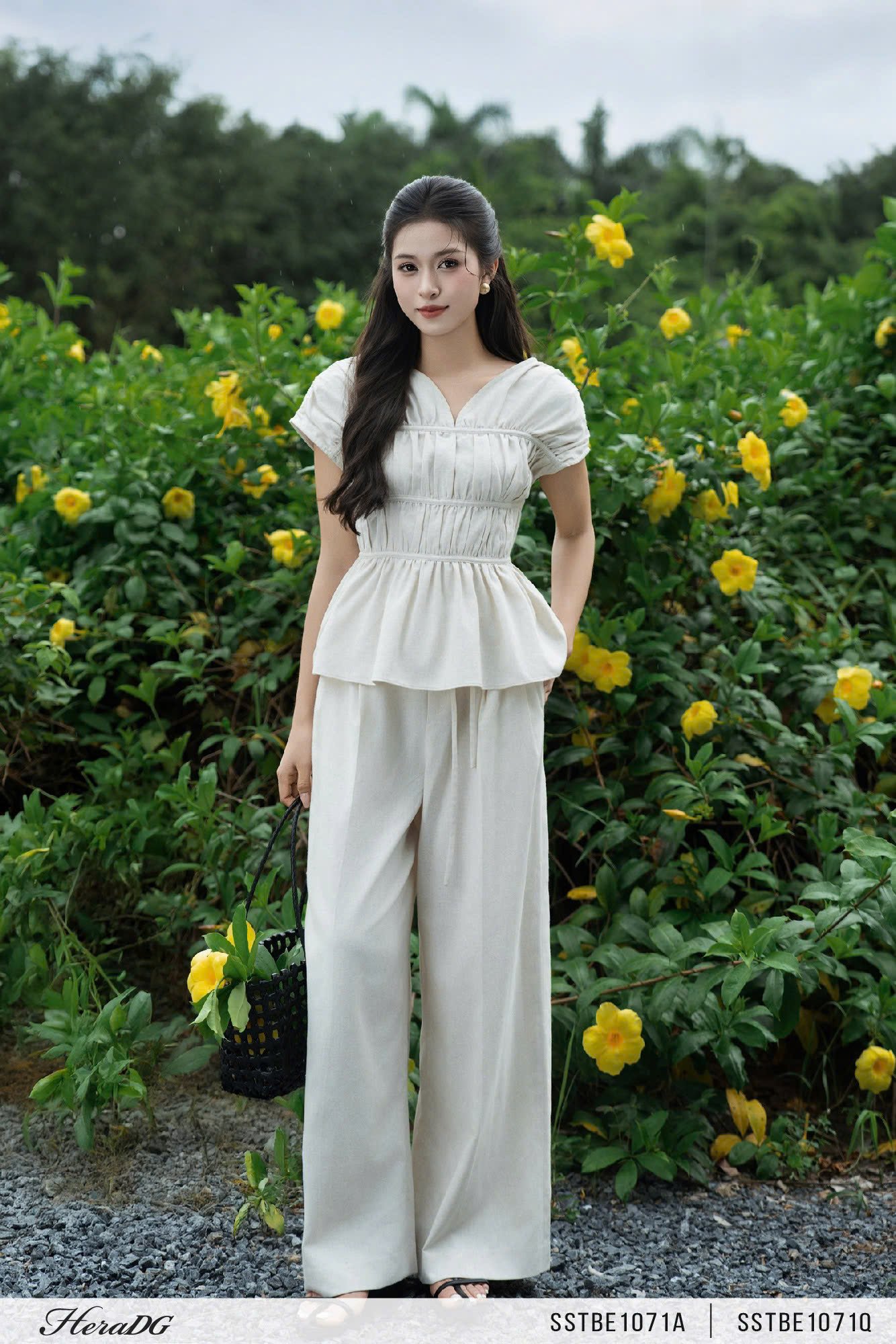 Quần suông ống rộng