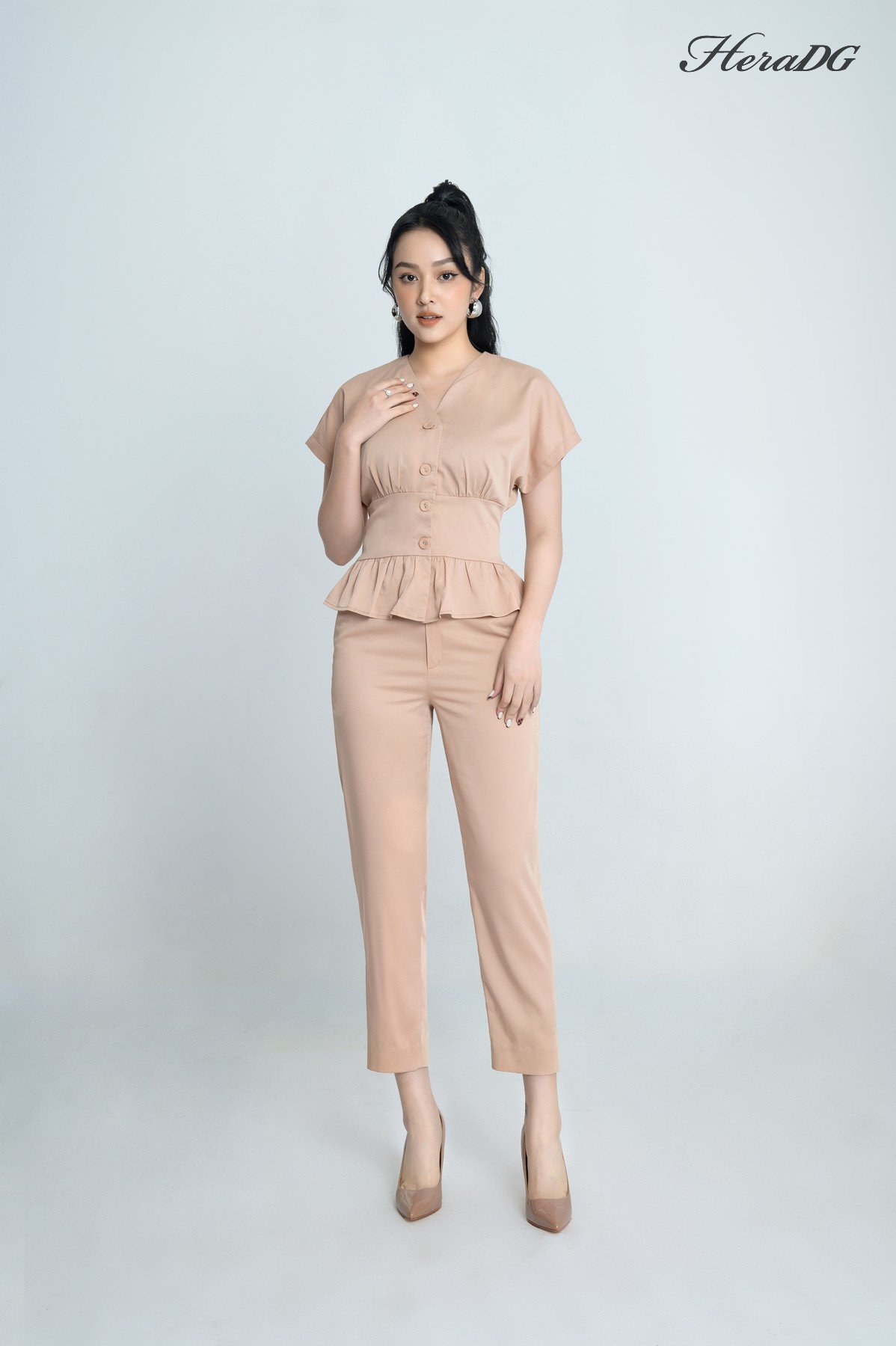 Quần côn 2 túi trước