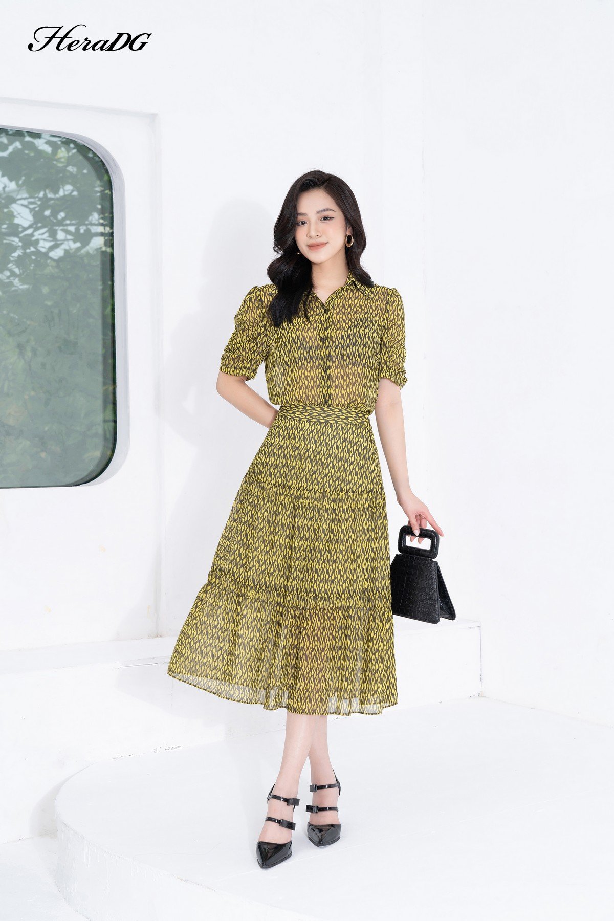 Áo suông cổ đức
