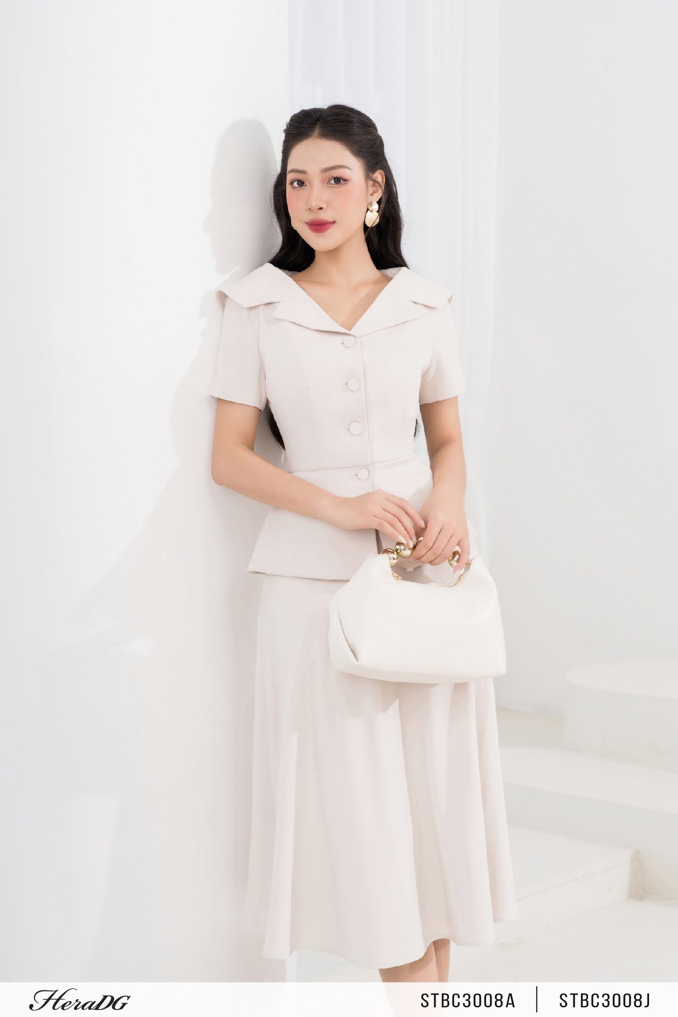 Áo peplum cổ bẻ