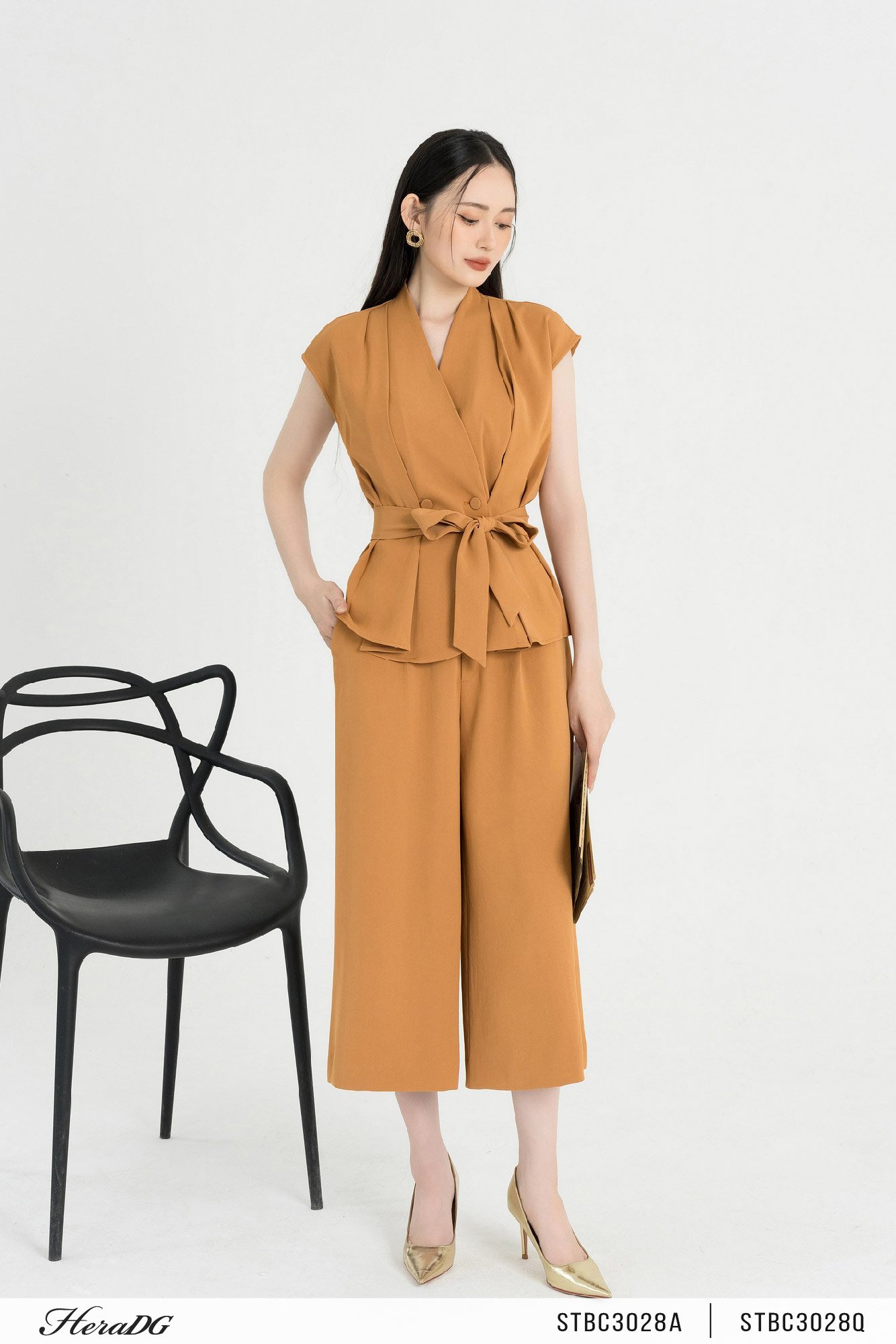 Quần suông chiết ly