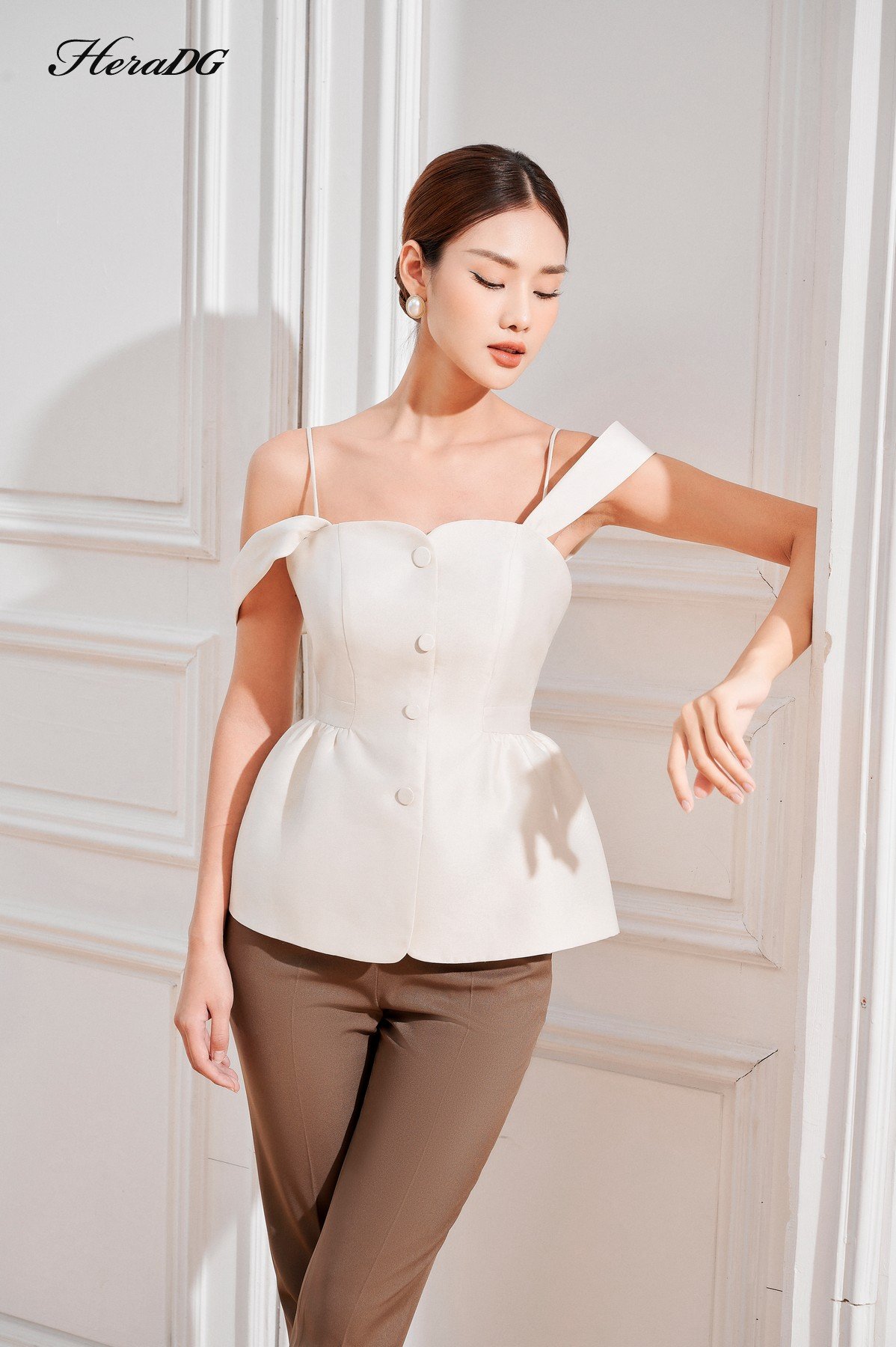 Áo peplum cúp ngực
