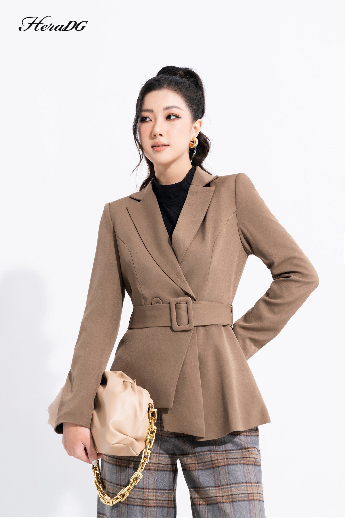 Áo vest thắt đai