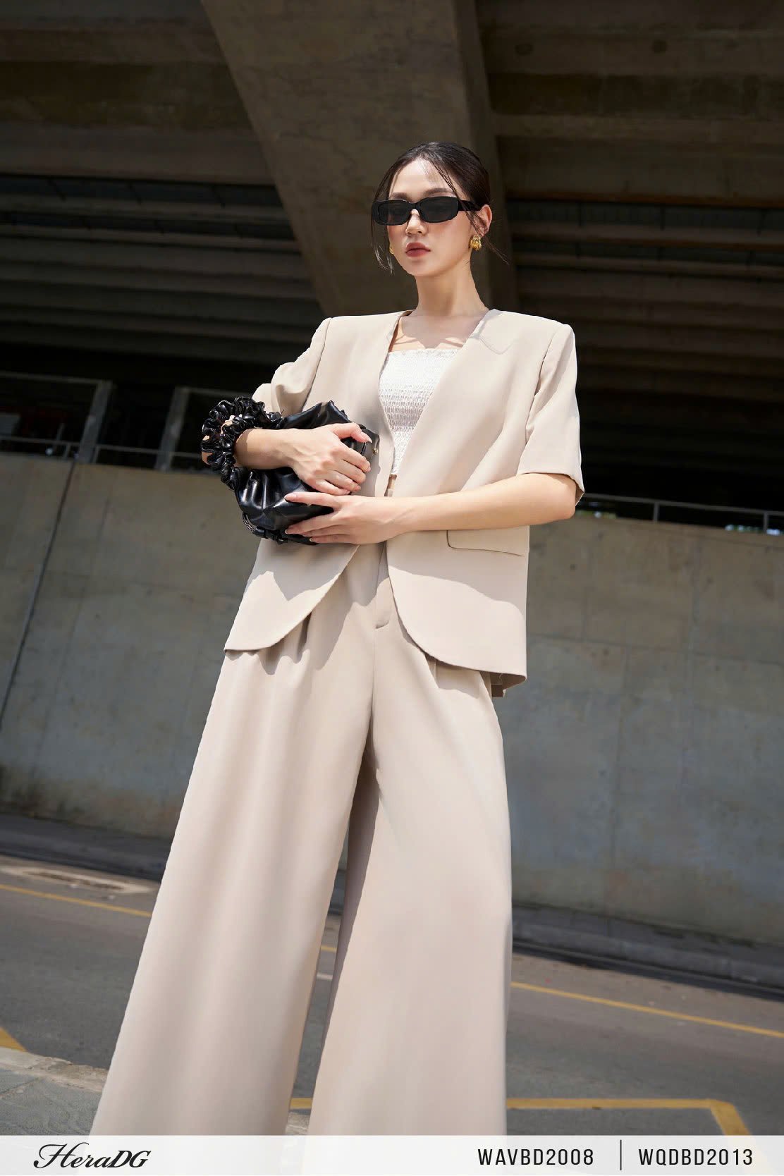 Áo vest cổ tim tay lửng