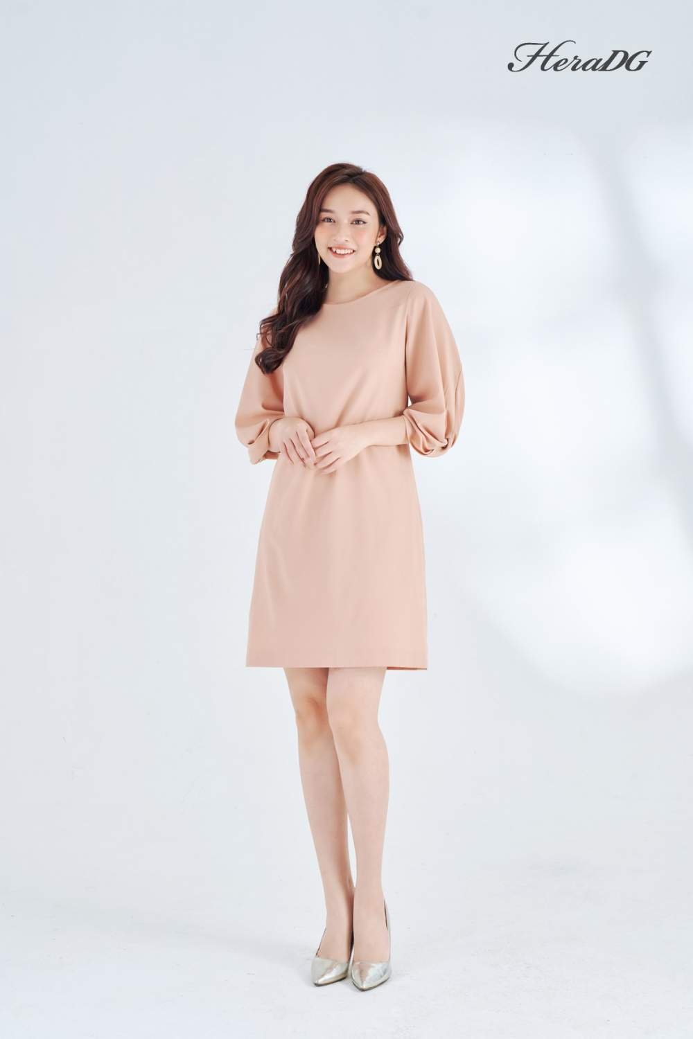 Đầm suông tay lỡ