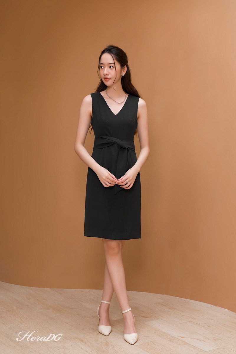 Đầm ôm dây xoắn eo